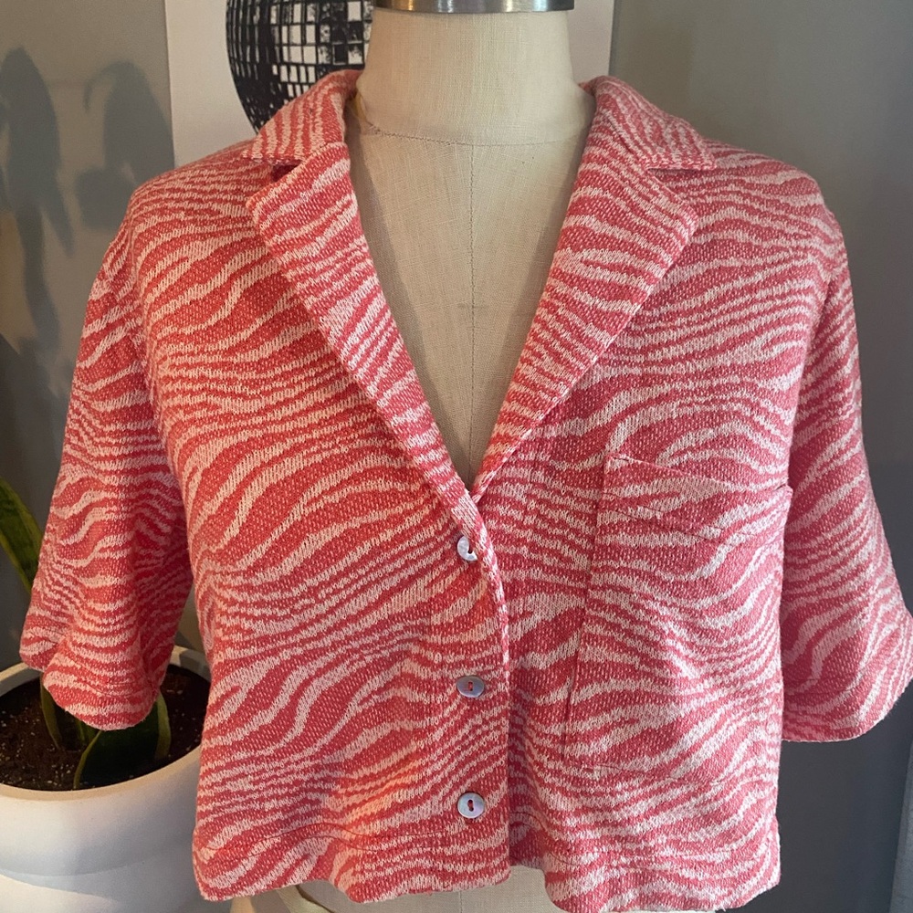 Zara Pink Zebra Print cropped button down
